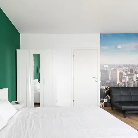 דירה View Studio: Your Cozy Urban Retreat בוקרשט