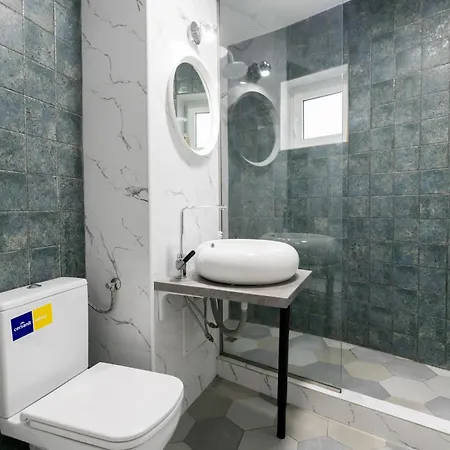 View Studio: Your Cozy Urban Retreat Bukareszt