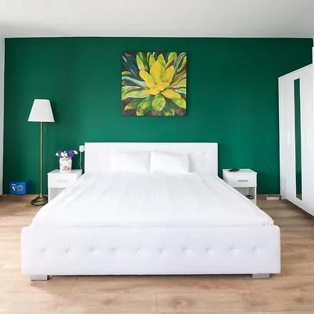 View Studio: Your Cozy Urban Retreat Appartement